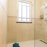 Casa Agrela By Rent2u, Lda Swimming Pool & Jacuzzi بيت للعطل *