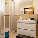 Casa Agrela By Rent2u, Lda Swimming Pool & Jacuzzi بيت للعطل كالهيتا