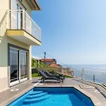 Casa Agrela By Rent2u, Lda Swimming Pool & Jacuzzi كالهيتا