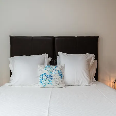 Casa Agrela By Rent2u, Lda Swimming Pool & Jacuzzi *