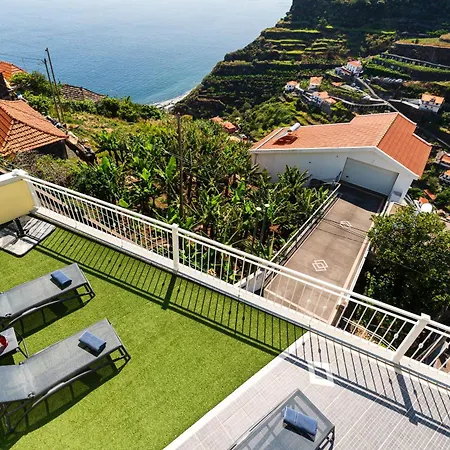 Casa Agrela By Rent2u, Lda
