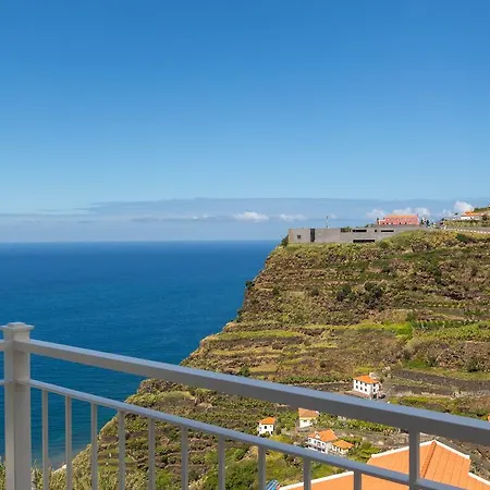 Casa Agrela By Rent2u, Lda Swimming Pool & Jacuzzi * Кальета