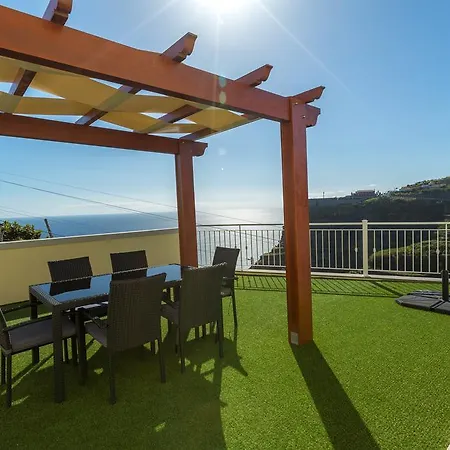 Casa Agrela By Rent2u, Lda *