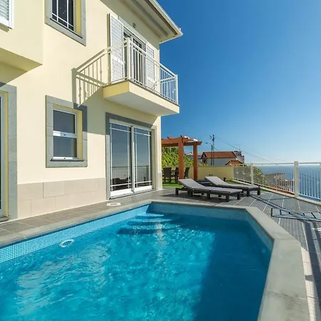 Casa Agrela By Rent2u, Lda Swimming Pool & Jacuzzi * Calheta (Madeira)