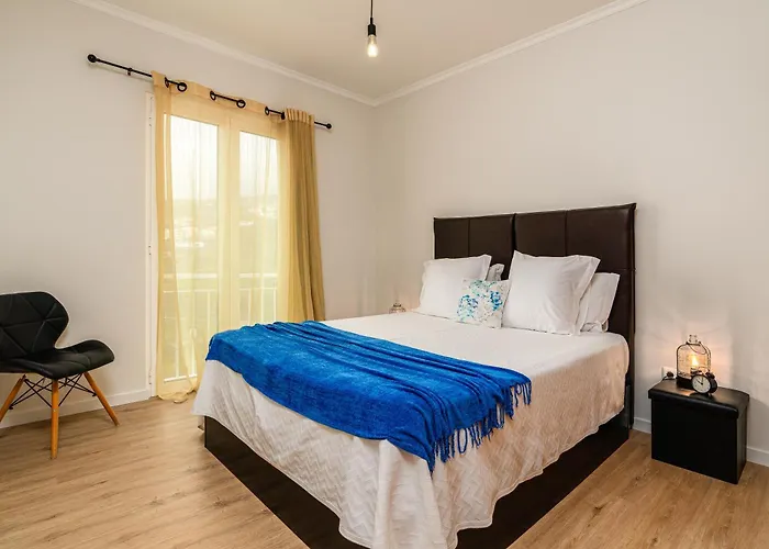 Casa Agrela By Rent2u, Lda Swimming Pool & Jacuzzi Prázdninový dům Calheta (Madeira)