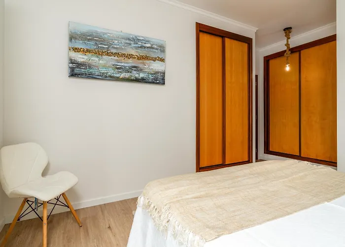 Prázdninový dům Casa Agrela By Rent2u, Lda Swimming Pool & Jacuzzi *